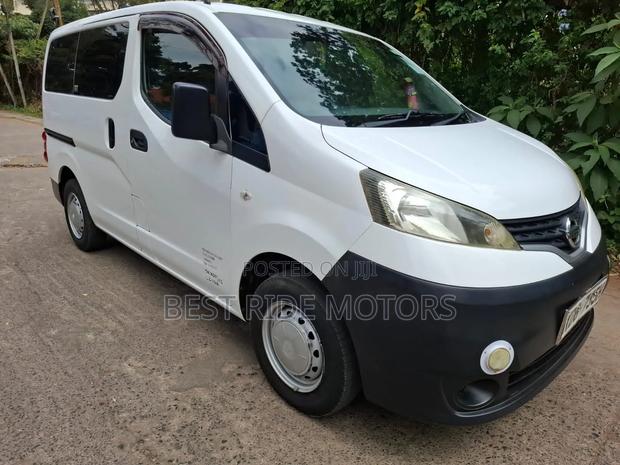 Nissan NV200 2014 White - thumbnail 2