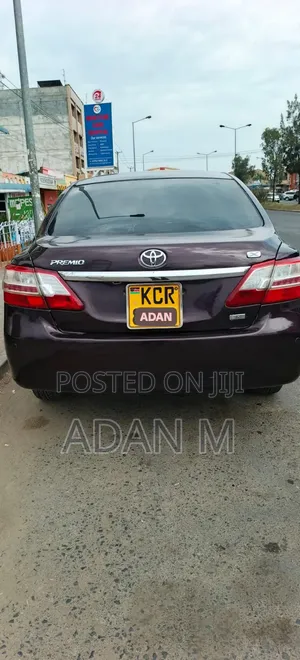 Toyota Premio 2011 Maroon