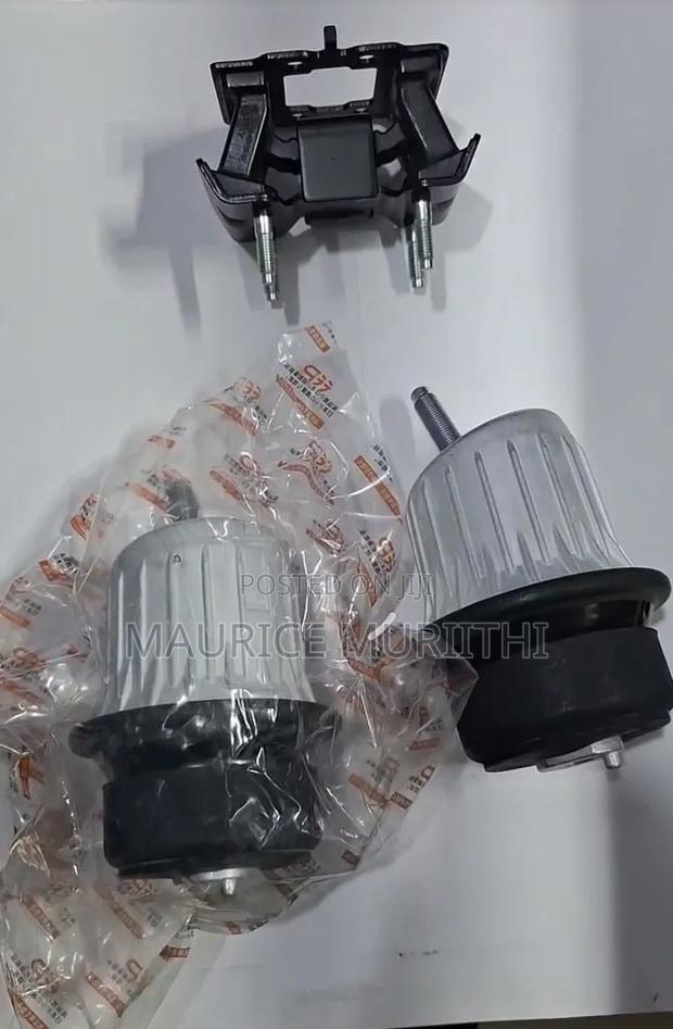 Engine Mounts Lhs, RHS Mark X, Crown - thumbnail 2