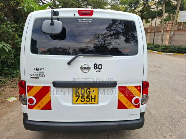 Nissan NV200 2014 White - thumbnail 6