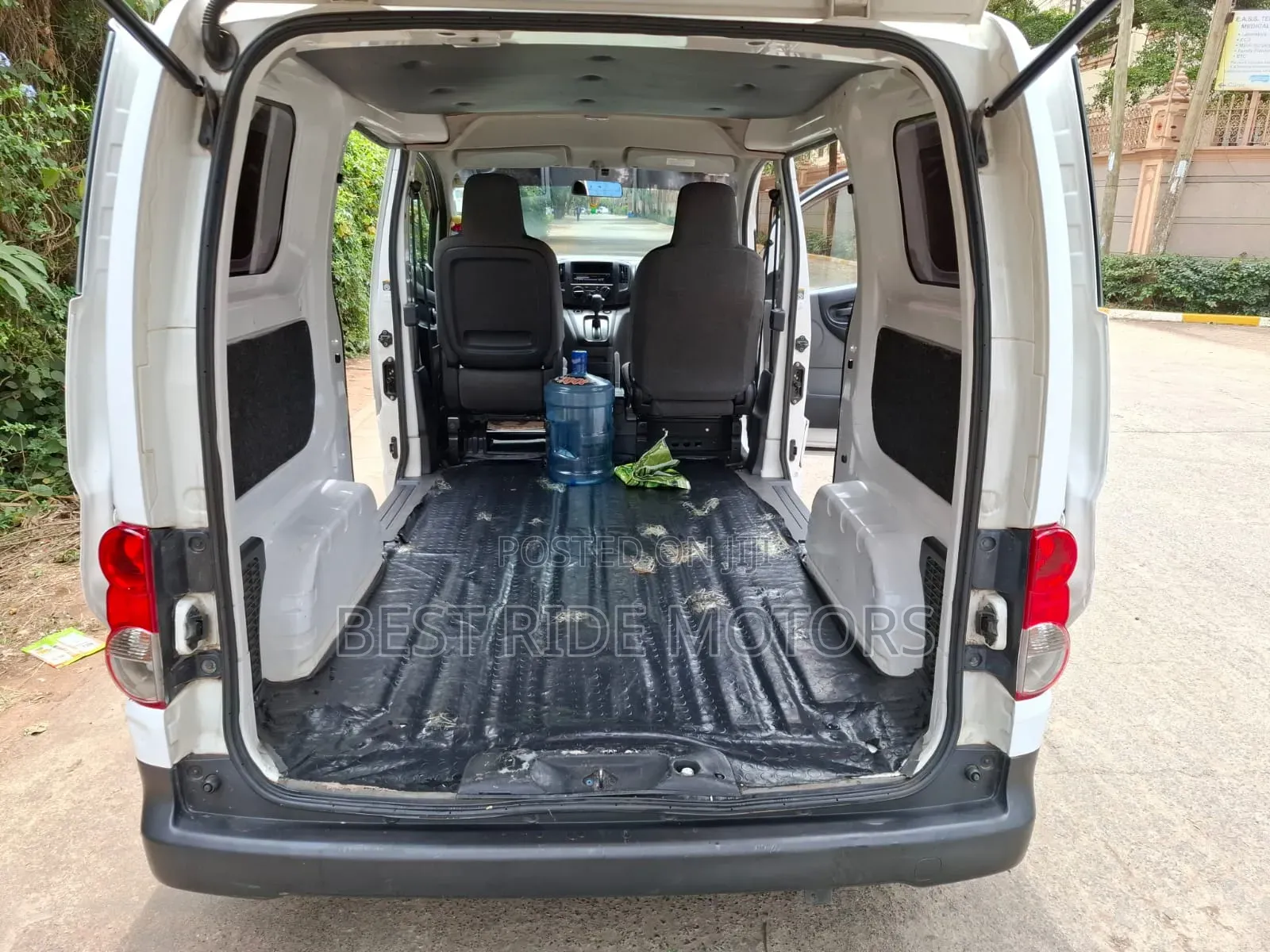 Nissan NV200 2014 White