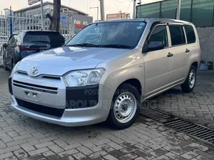 Toyota Succeed 2019 Silver