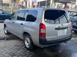 Toyota Succeed 2019 Silver
