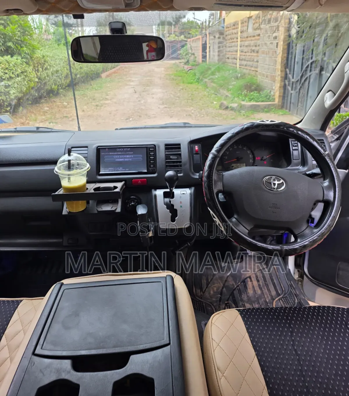 Toyota HiAce 2017 Silver