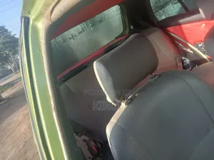 Toyota Starlet 2002 Green