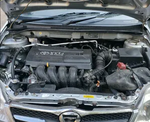 Toyota Corolla Fielder 2005