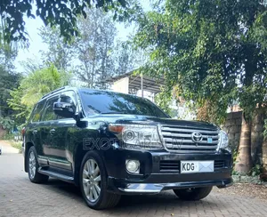 Toyota Land Cruiser 2014