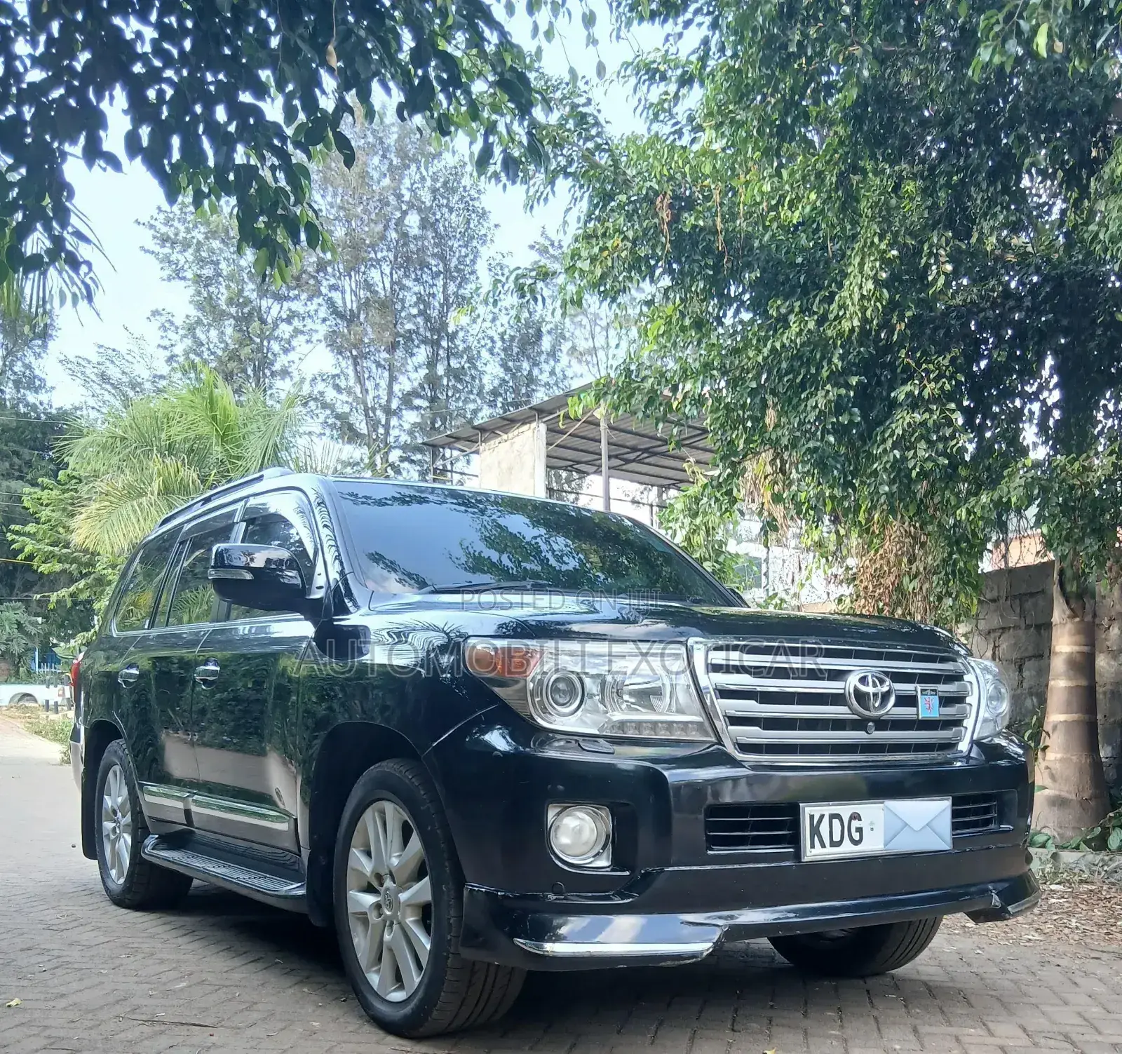 Toyota Land Cruiser 2014