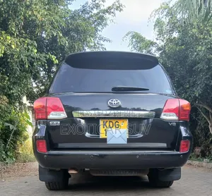 Toyota Land Cruiser 2014