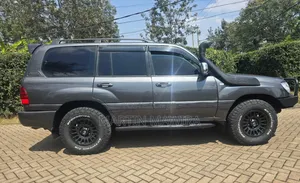 Toyota Land Cruiser Prado 2005 Gray