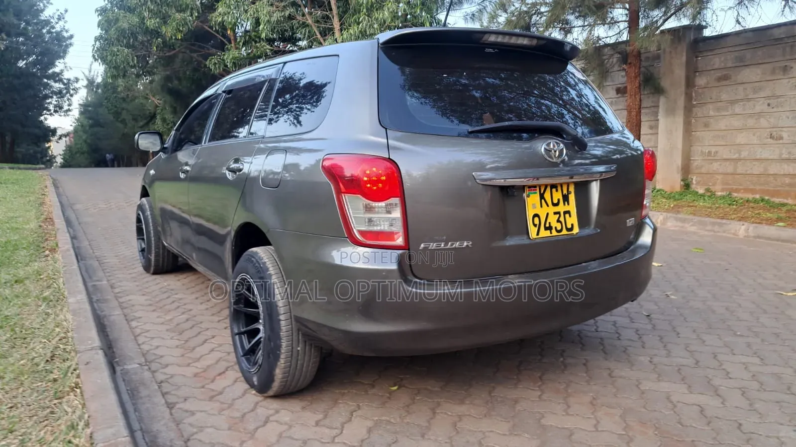 Toyota Corolla Fielder 2013 Brown