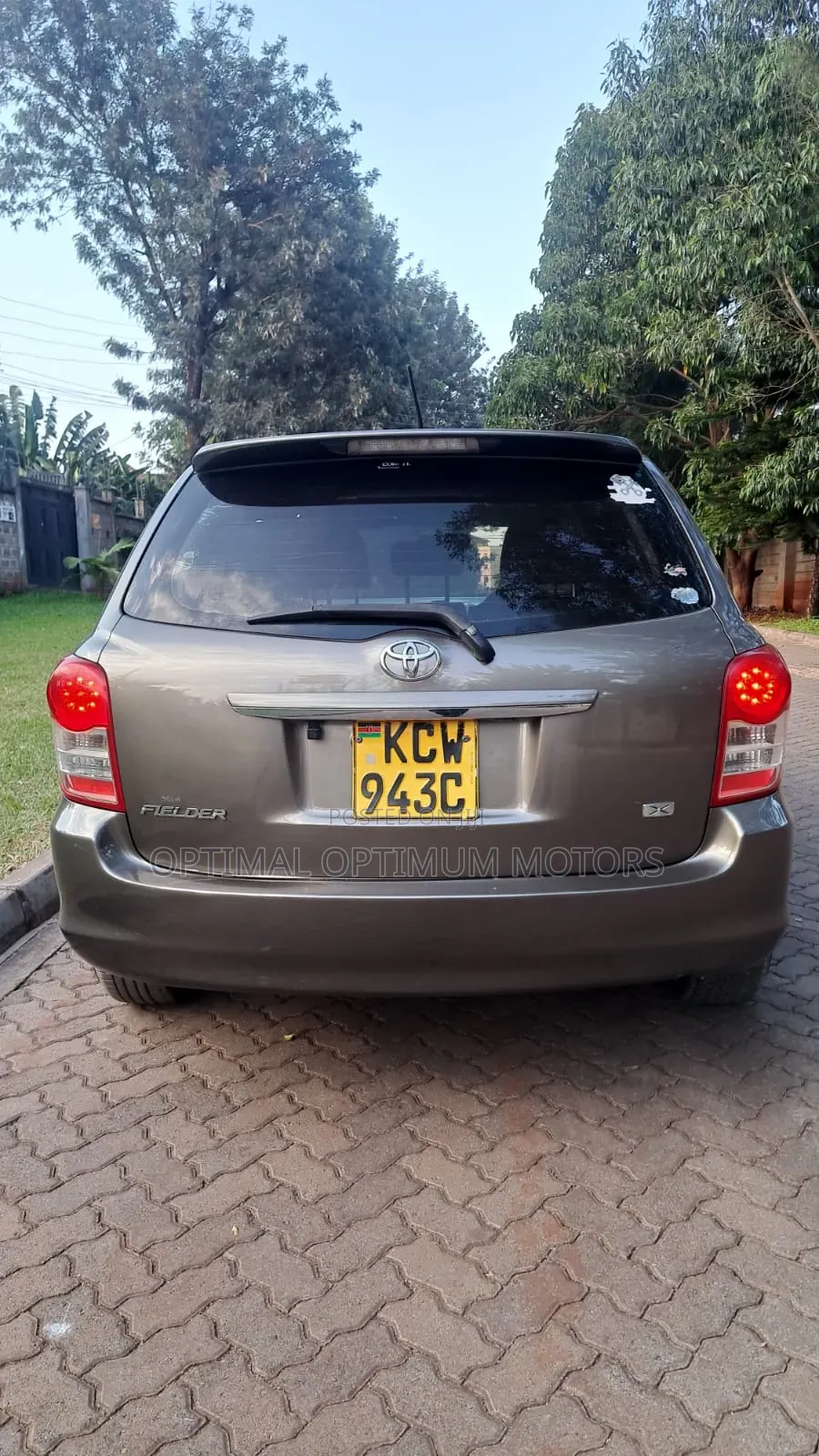 Toyota Corolla Fielder 2013 Brown