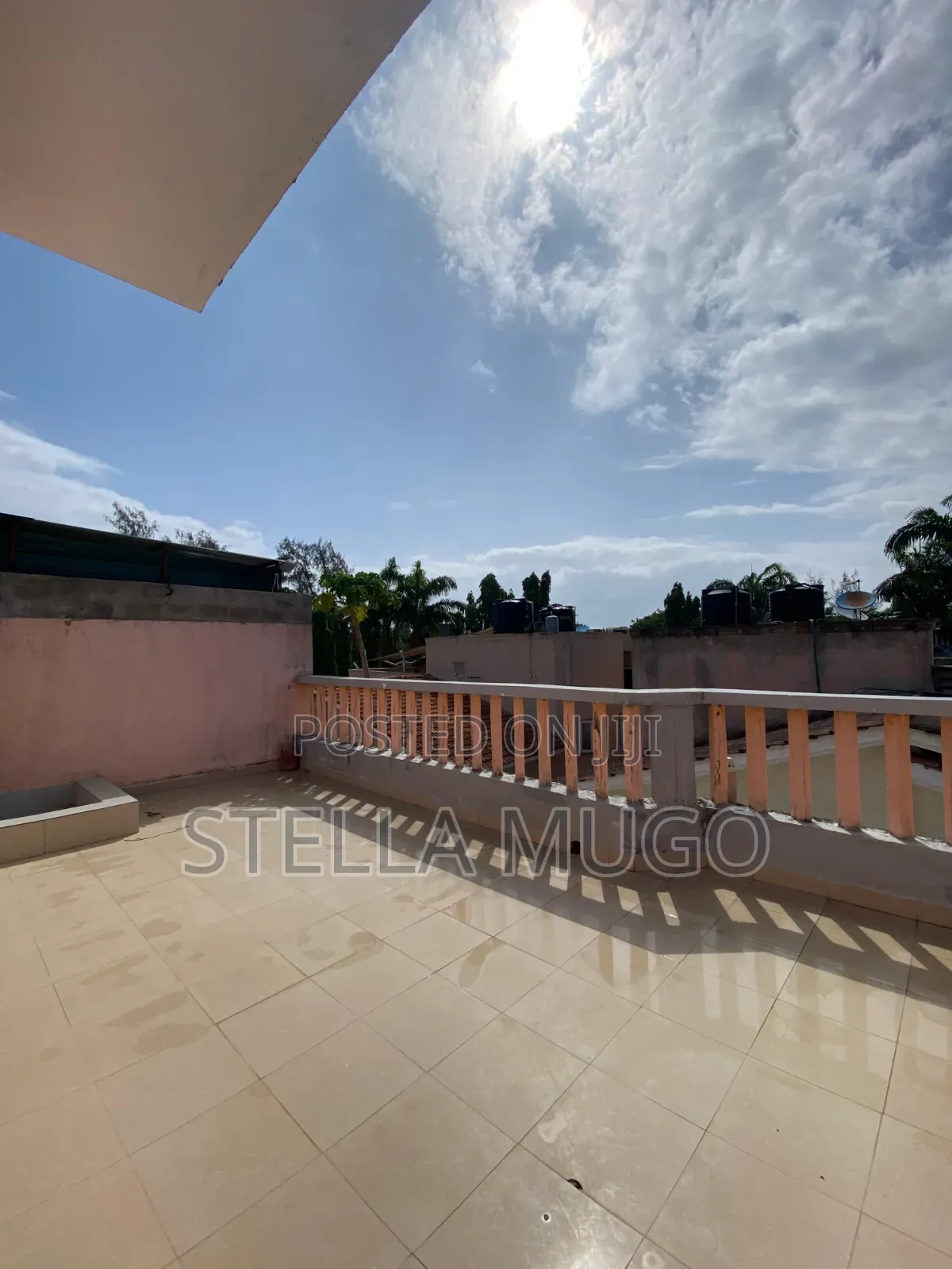 5bdrm Maisonette in Nyali for sale