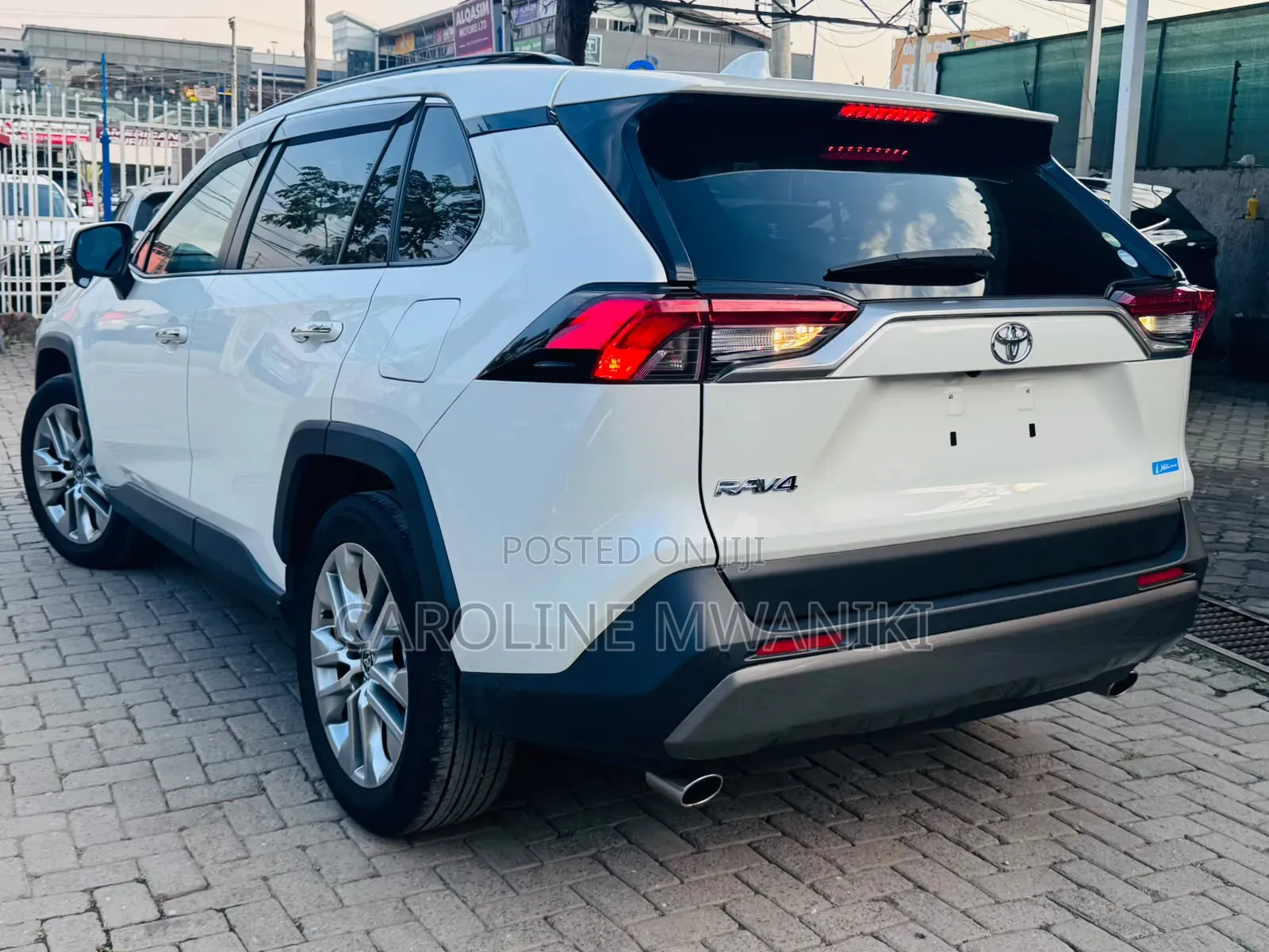 Toyota RAV4 2020 Pearl
