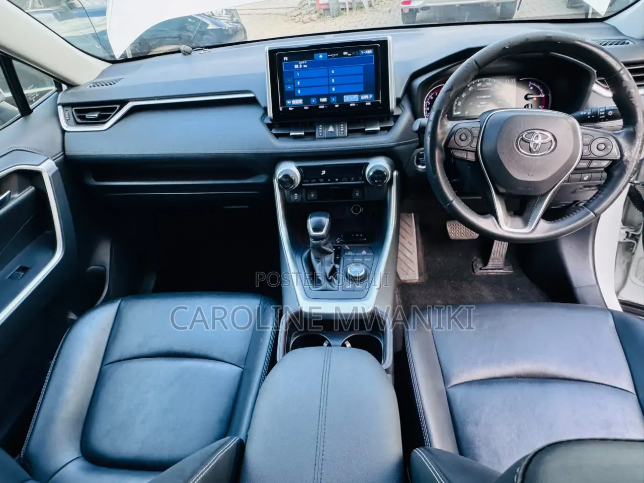 Toyota RAV4 2020 Pearl