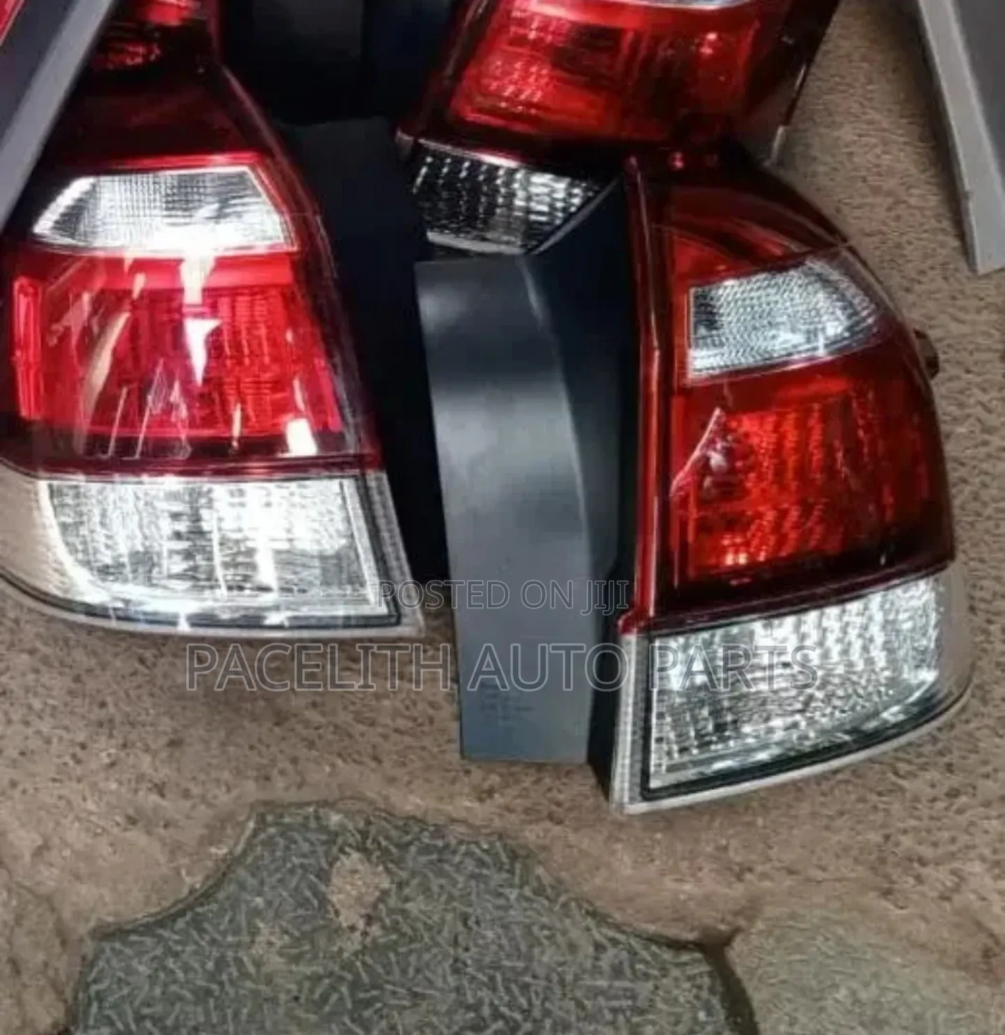 Tail Lamp / Tail Light Fielder 165