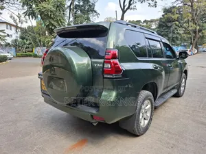 Toyota Land Cruiser Prado 2012 Green