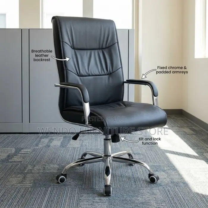 Office Chair : Black Leather Executive Office Chair.