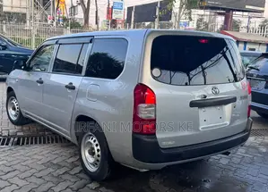 Toyota Succeed 2019 Silver