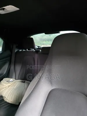 Toyota Yaris 2020 Silver