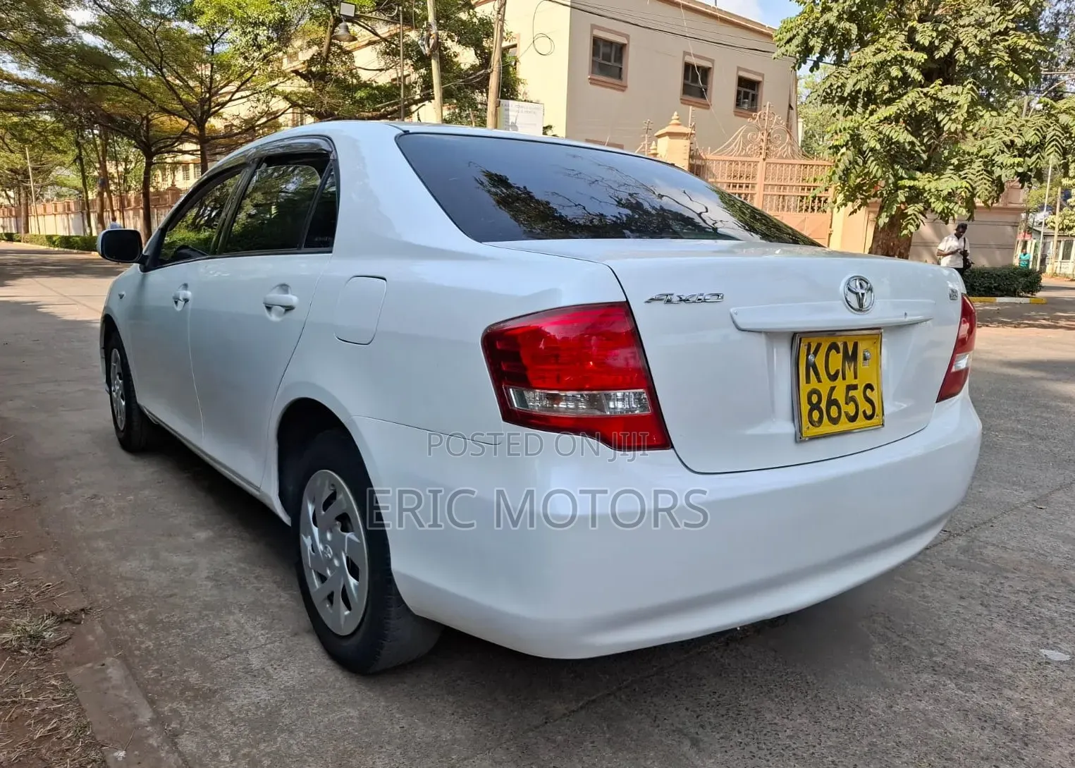 Toyota Axio 2010 Pearl