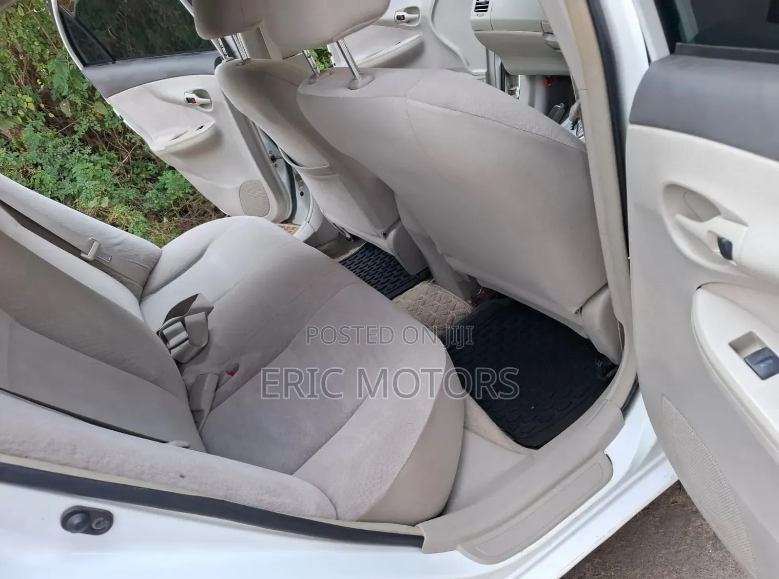 Toyota Axio 2010 Pearl