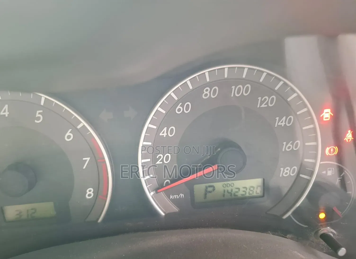 Toyota Axio 2010 Pearl