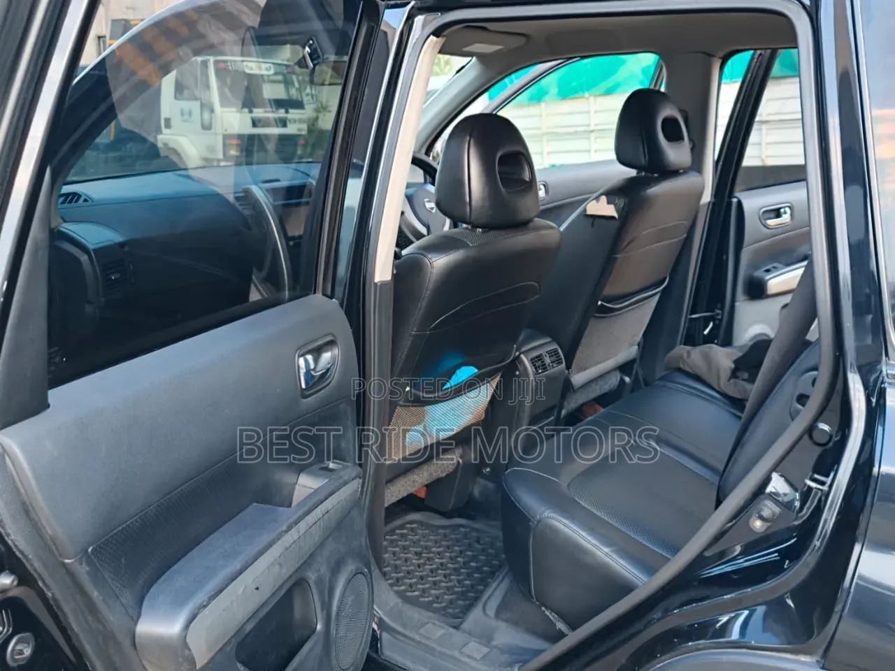 Nissan X-Trail 2.0 Petrol XE 2010 Black