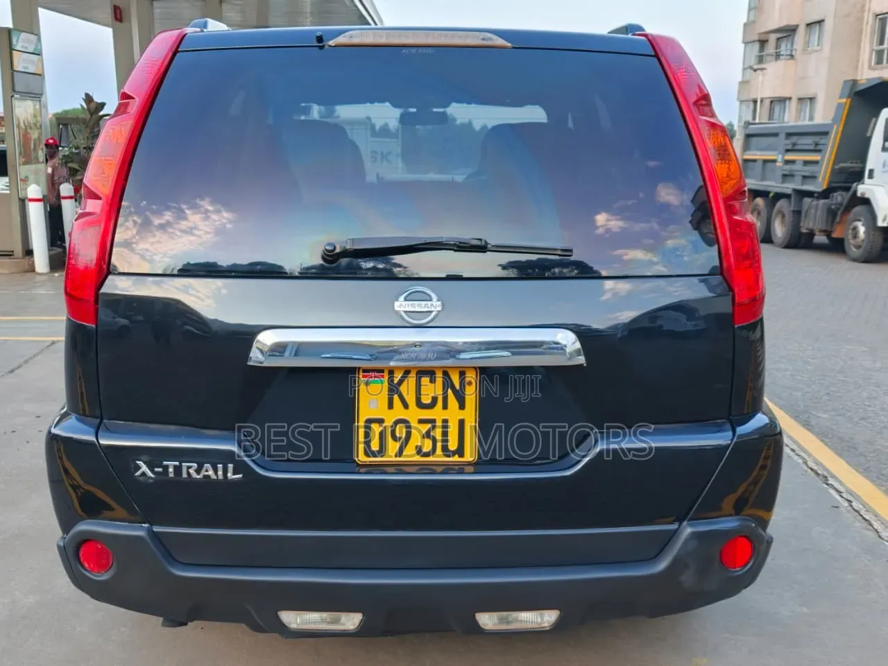 Nissan X-Trail 2.0 Petrol XE 2010 Black
