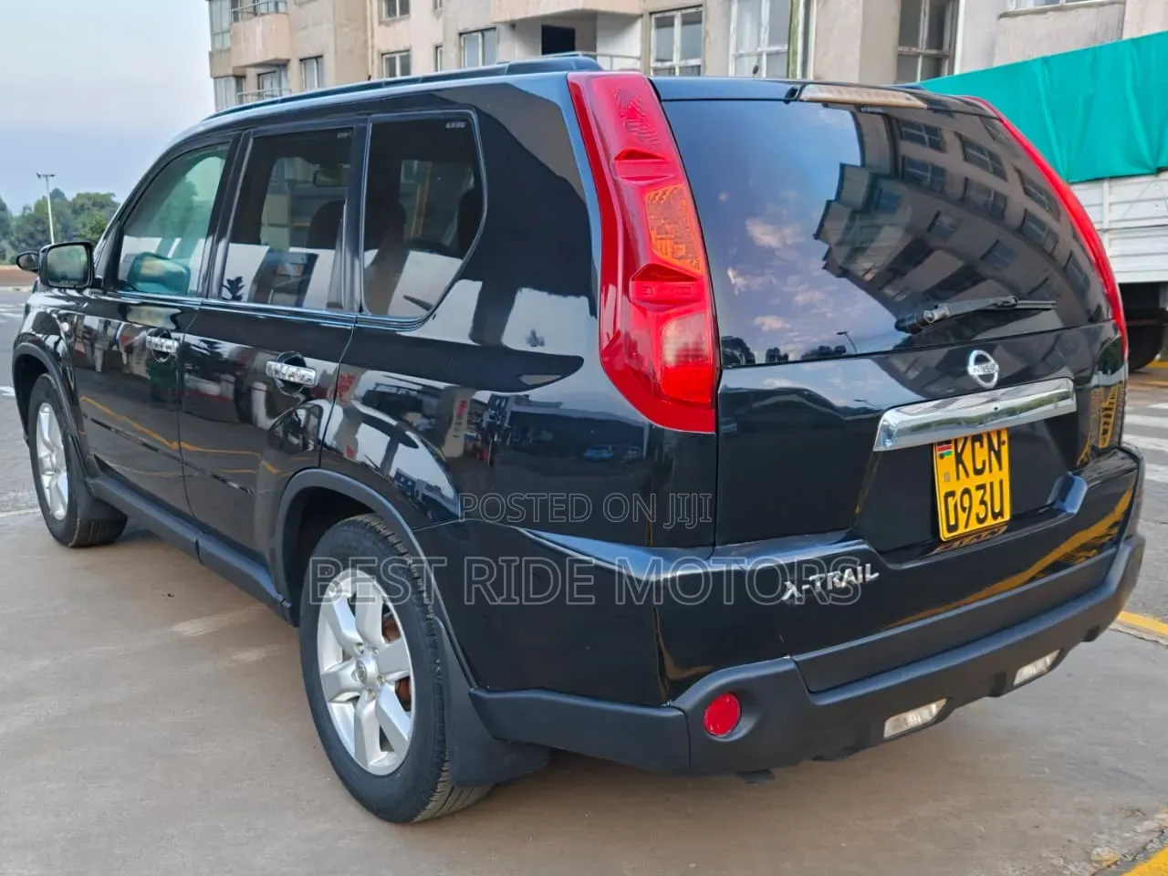 Nissan X-Trail 2.0 Petrol XE 2010 Black