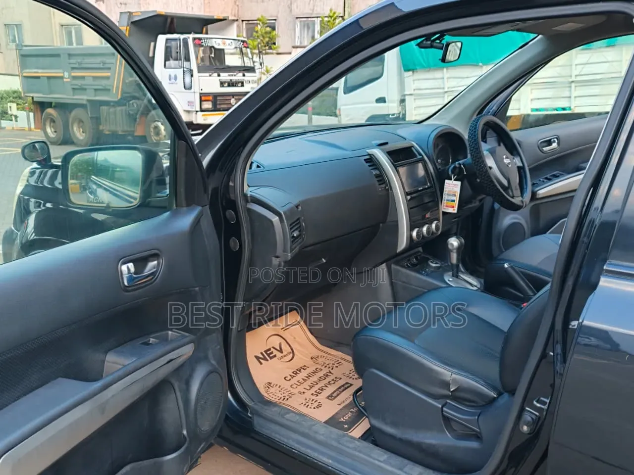 Nissan X-Trail 2.0 Petrol XE 2010 Black