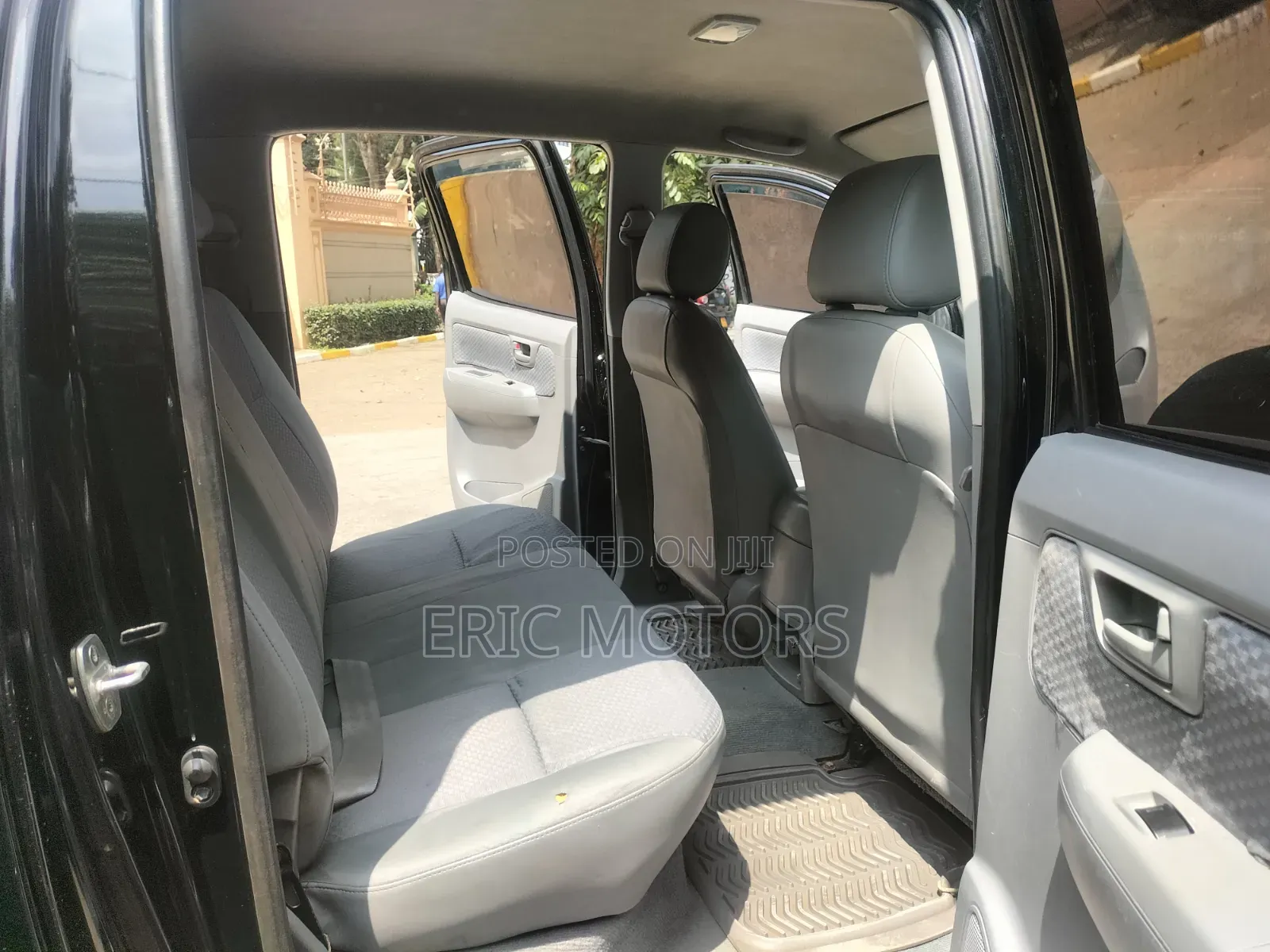 Toyota Hilux 2008 Black