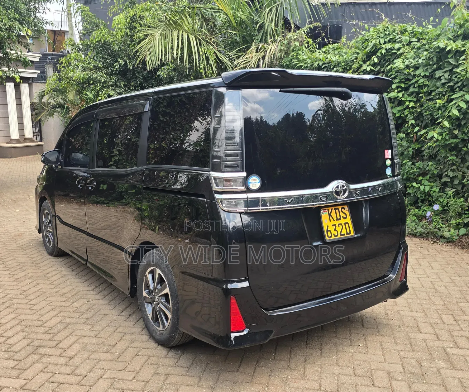 Toyota Voxy 2017 Black