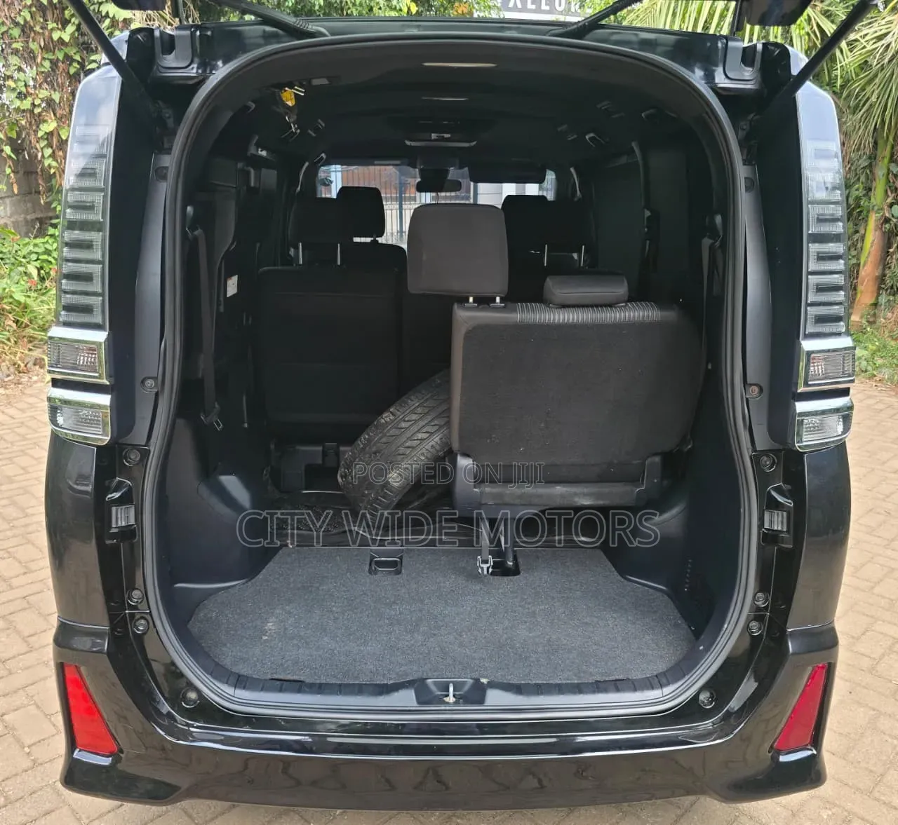 Toyota Voxy 2017 Black