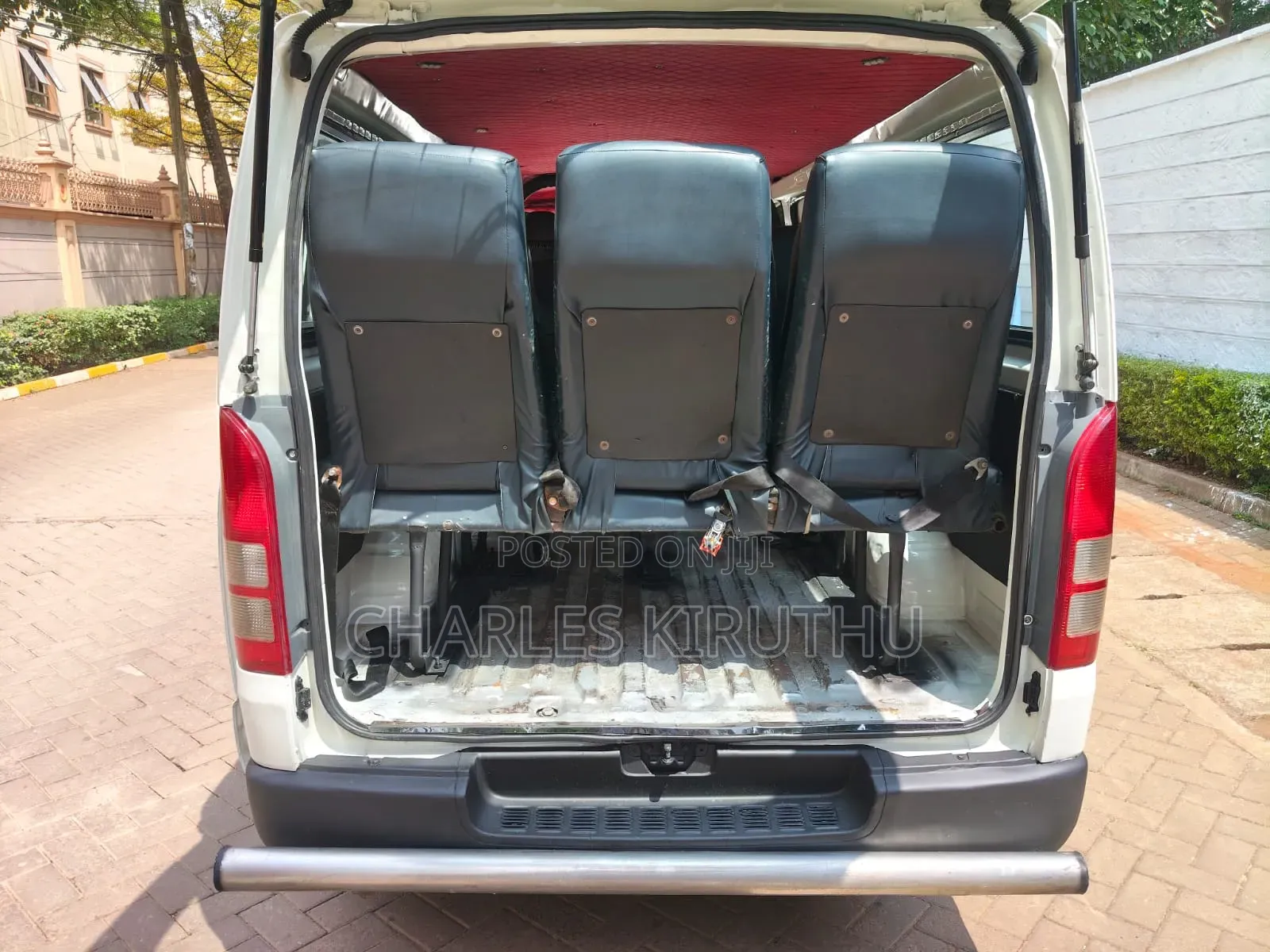 Toyota HiAce 2014 White