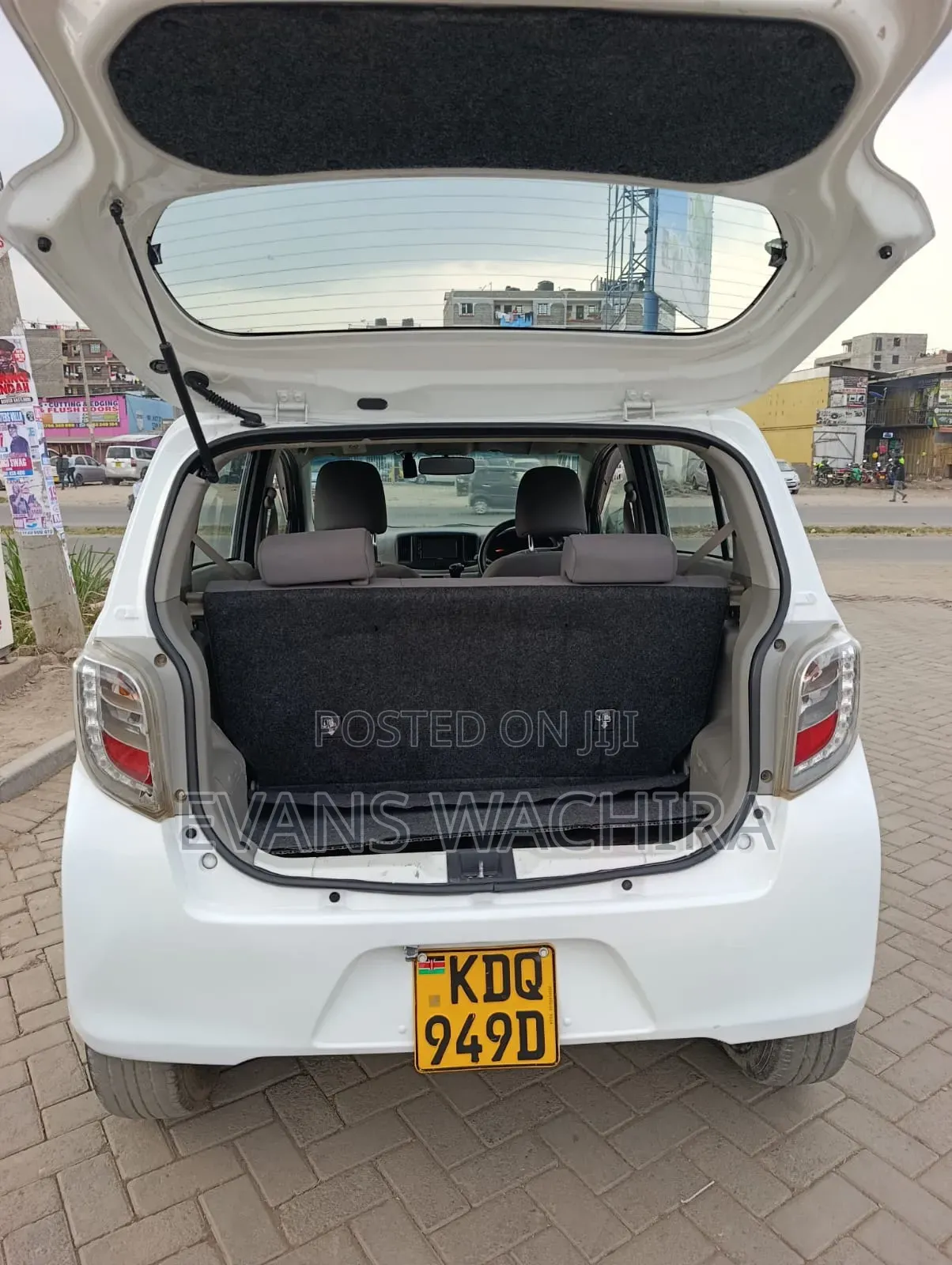 Daihatsu Mira 2017 White