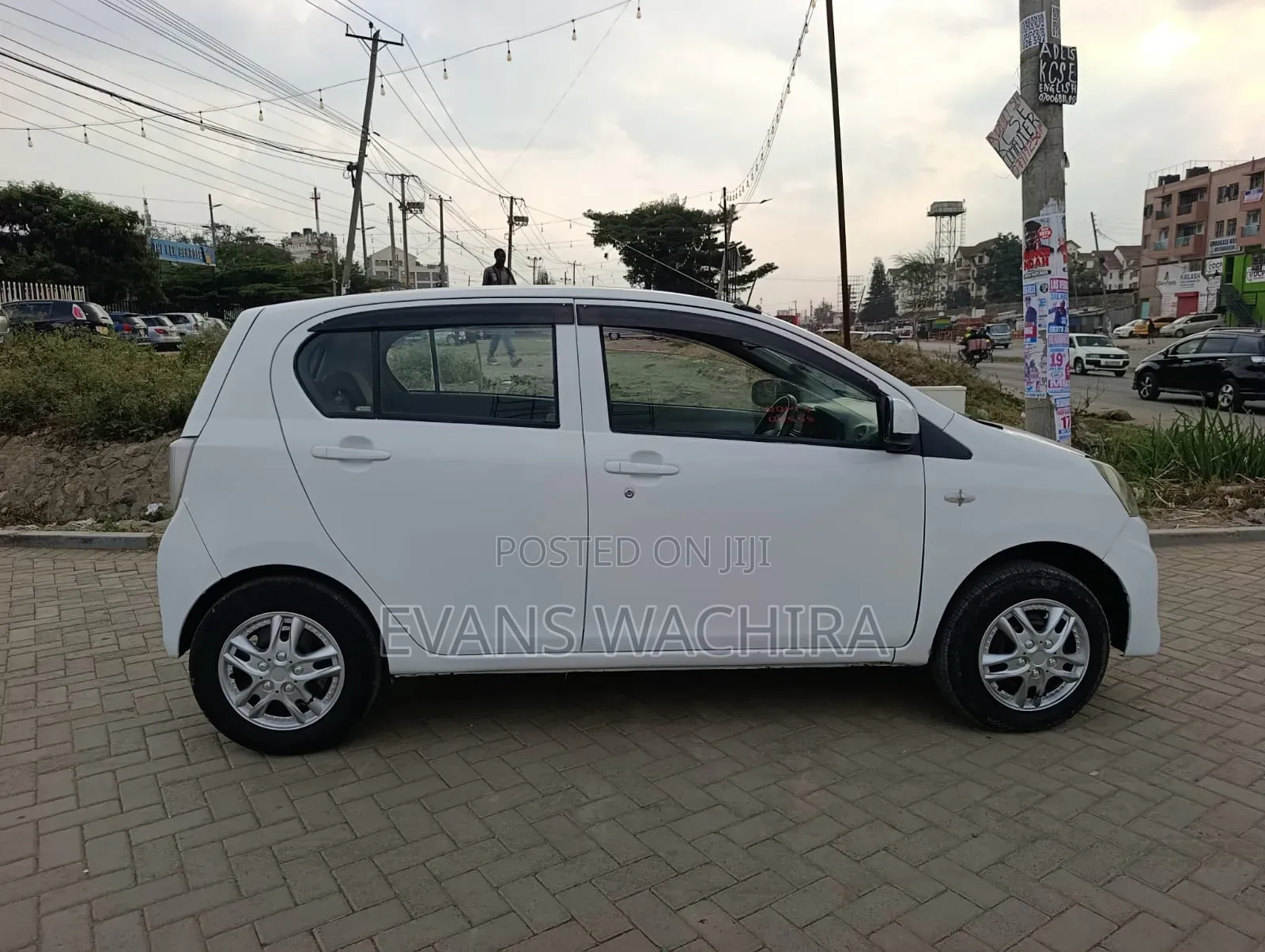 Daihatsu Mira 2017 White