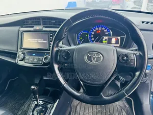 Toyota Corolla Fielder 2019 Blue