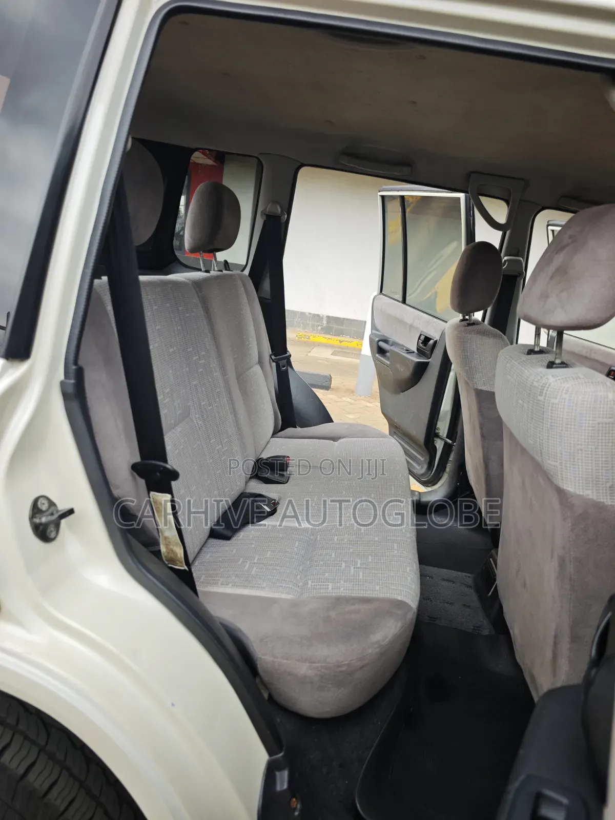 Mitsubishi Pajero IO 2004 Pearl