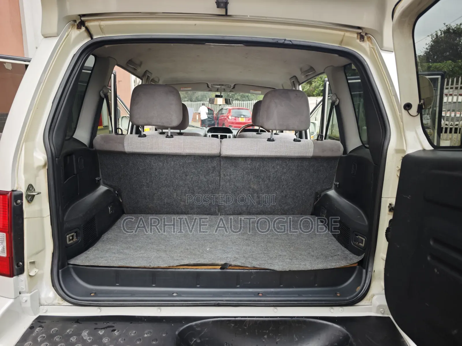 Mitsubishi Pajero IO 2004 Pearl
