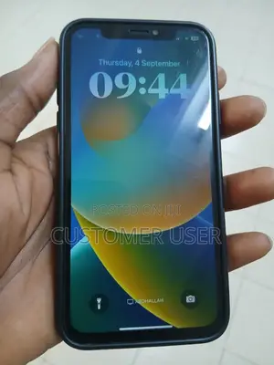 Apple iPhone X 64 GB White