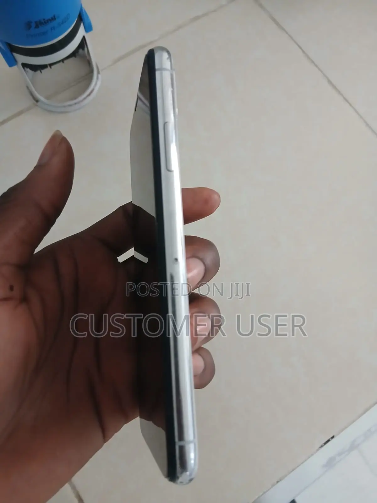 Apple iPhone X 64 GB White