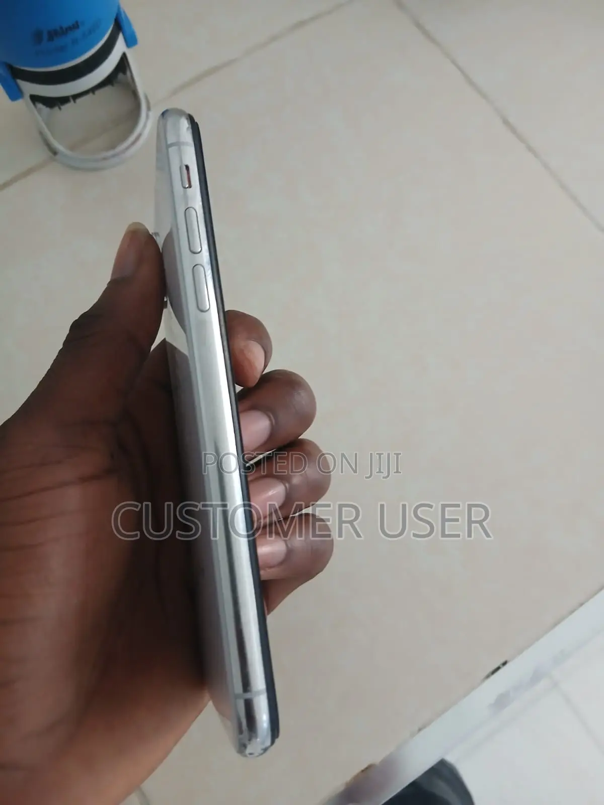 Apple iPhone X 64 GB White