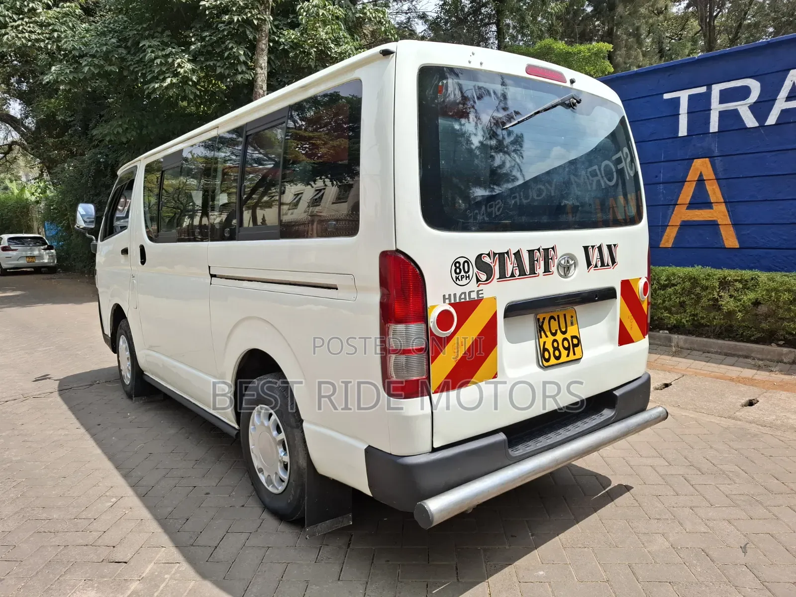 Toyota HiAce 2012 White