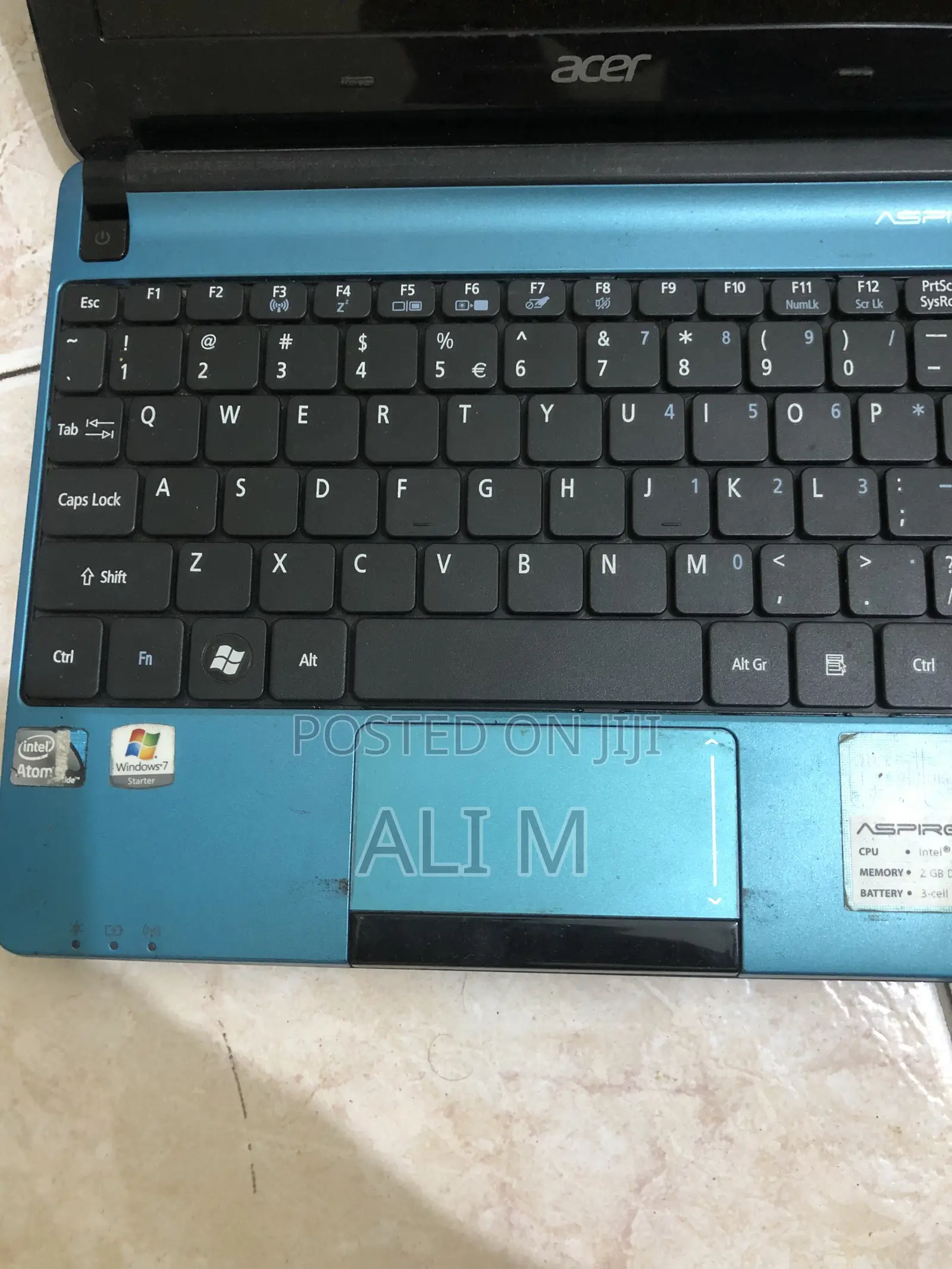 Laptop Acer Aspire 1 2GB Intel Atom HDD 320GB