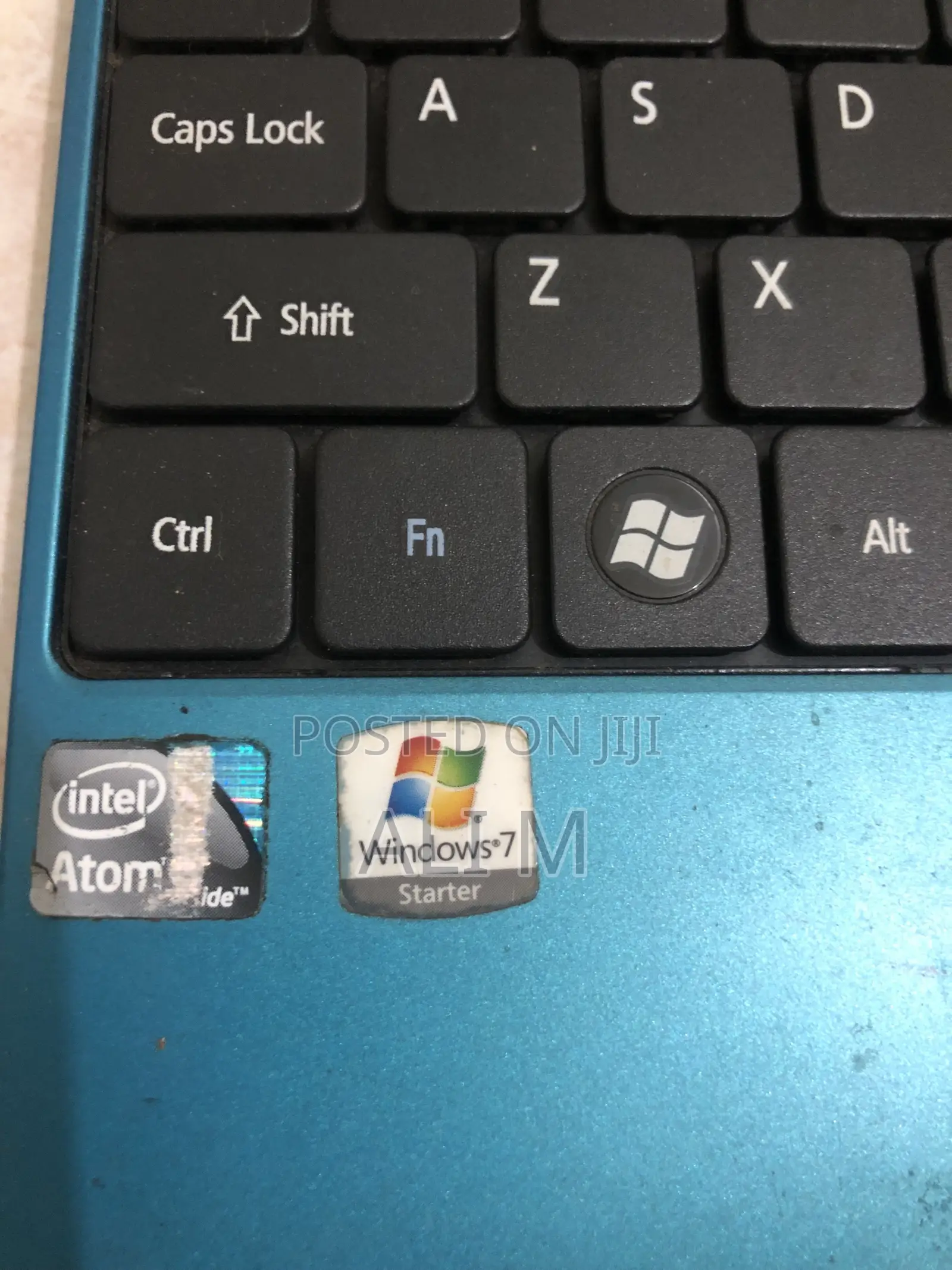 Laptop Acer Aspire 1 2GB Intel Atom HDD 320GB