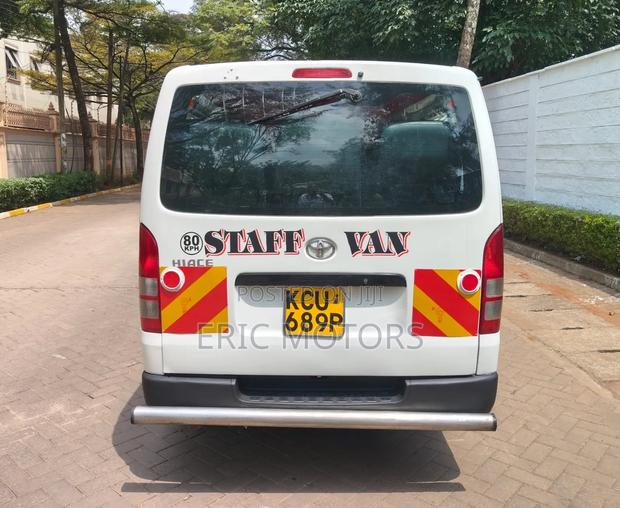 Toyota HiAce 2012 White - thumbnail 6