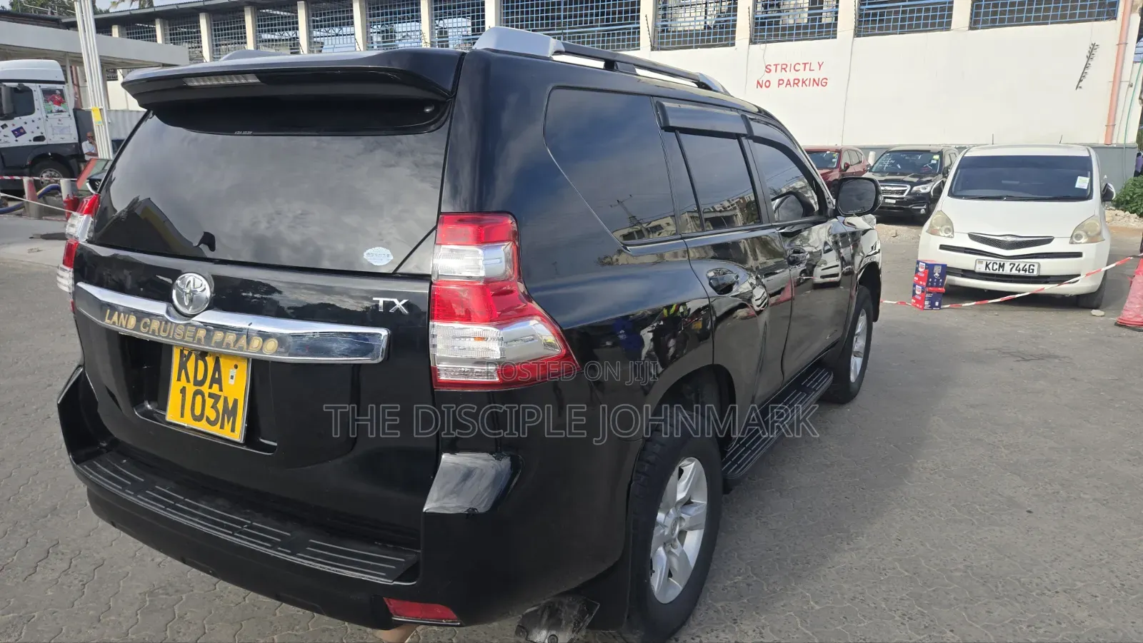 Toyota Land Cruiser Prado 2014 Black