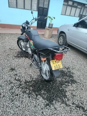 Honda CB 2025 Red