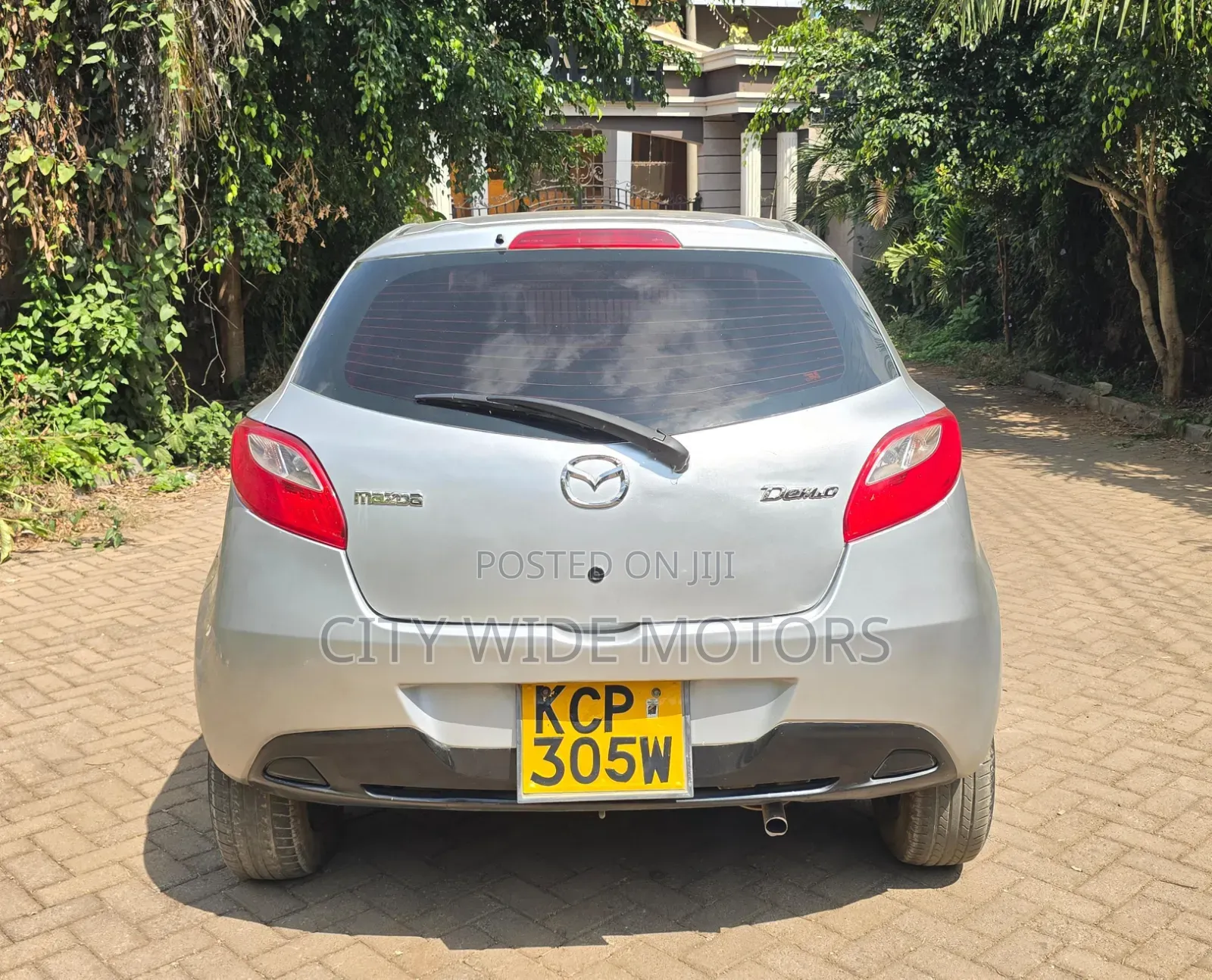 Mazda Demio 2010 Silver